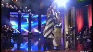 funda arar-seni ben ellerin olsun diye mi sevdim (www.facebook.com/askadinasarkilar)