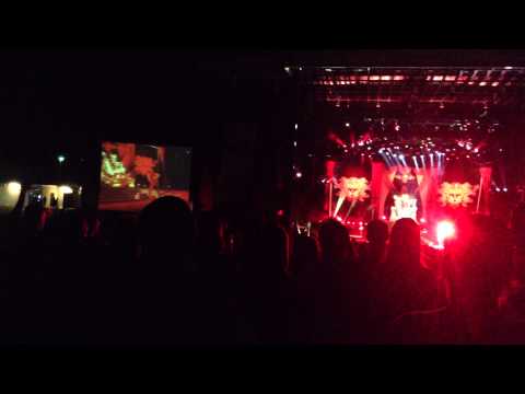 Avenged Sevenfold-This Means War-Revolt On The Rio Grande 2013