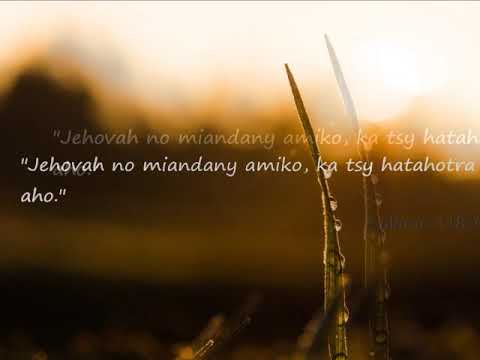 Fihirana FFPM Hira  582 Ry Jeso ô tahio izahay , aty am-pandehananay