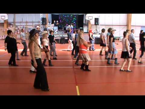 GOLDEN WEDDING RING chez les Alpache Mountains