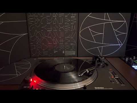 Underground Resistance - The Final Frontier (Vinyl Edition Tresor 30) ( Digital Hardware Favorites)