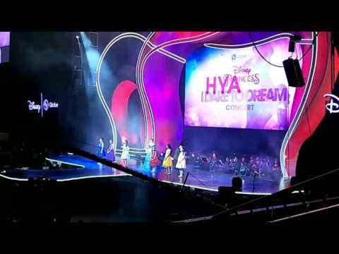 Lea Salonga and the Winners of Globe / Disney I Dare to Dream