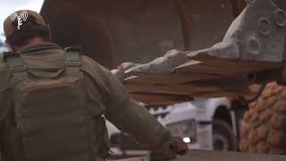 הושמד מתחם תת קרקעי ענק בדרום לבנון שהוסתר תחת קברות (עדכוני משרד הביטחון) - התמונה מוצגת ישירות מתוך אתר האינטרנט יוטיוב. זכויות היוצרים בתמונה שייכות ליוצרה. קישור קרדיט למקור התוכן נמצא בתוך דף הסרטון