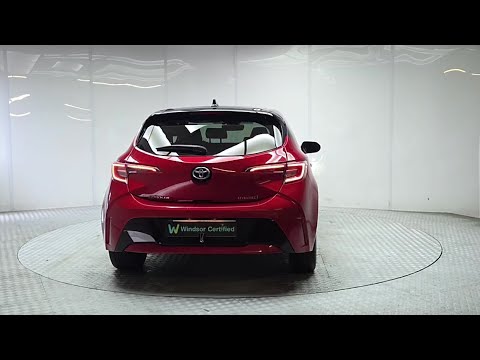 Toyota Corolla Hybrid Luna Sport Hatchback - Image 2