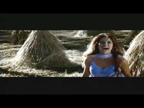 Videoclip de En Medio de la Tempestad — Gloria Trevi