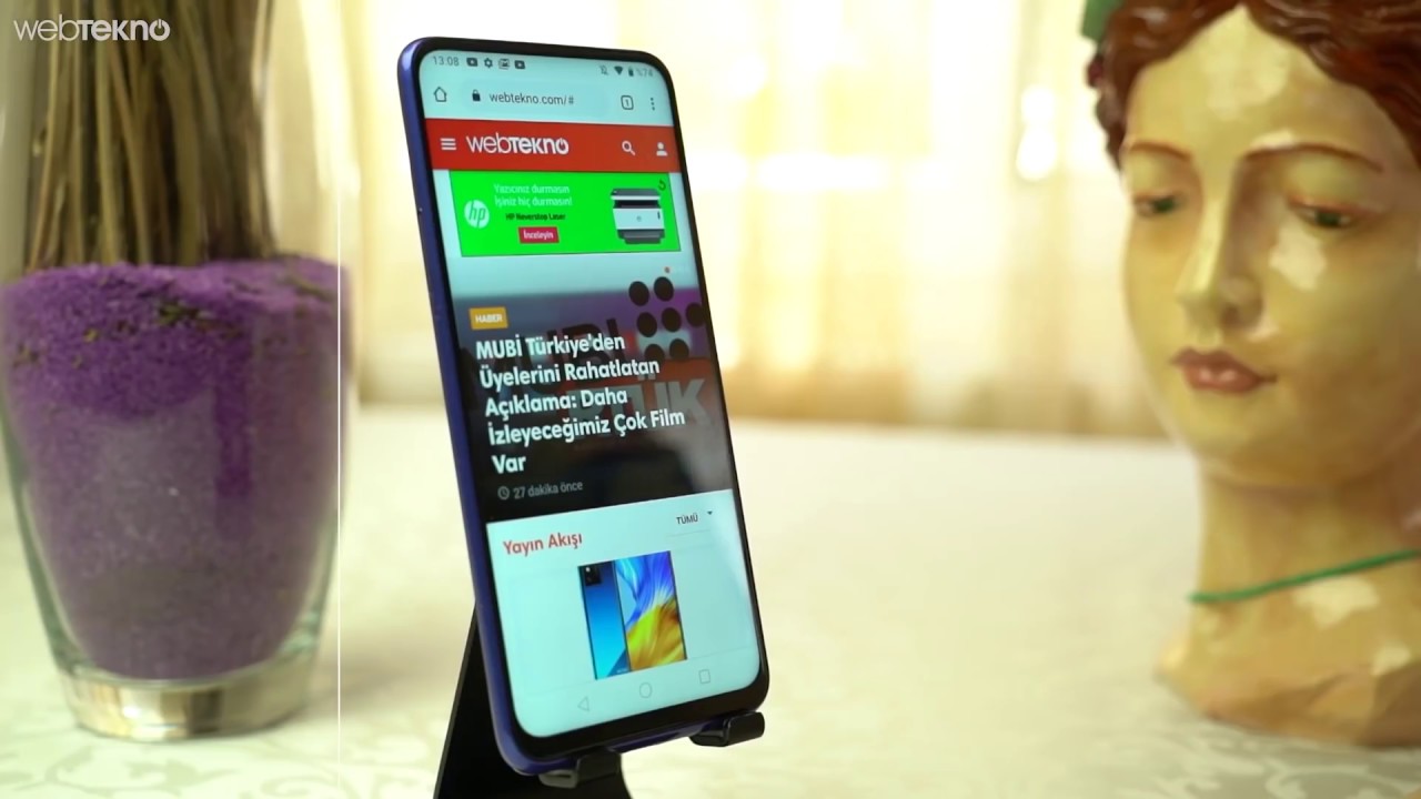 1899 TL’ ye Alınabilecek Ön Kamerası Gizli Ama Otomatik Açılan Telefon: ELEPHONE PX
