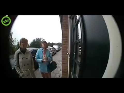 Jehova’s worden in de zeik genomen, (Dumpert)