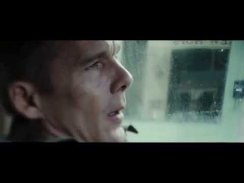 'Regression' - exclusive clip with Ethan Hawke (IGN España).