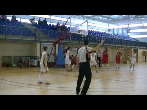 Junior Fem. Zinda Illice B.C. 58 - 54 C.B. Innova