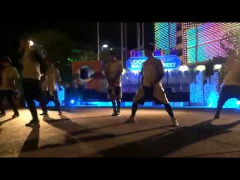 Overdose by Exclusive cover exo 2/08/14 ถนนเด็กเดิน