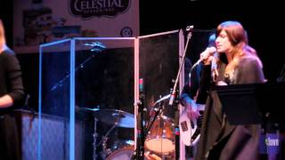 Nicole Atkins - "Cry, Cry, Cry" (eTown webisode 153)