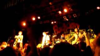 Buckcherry- Crushed