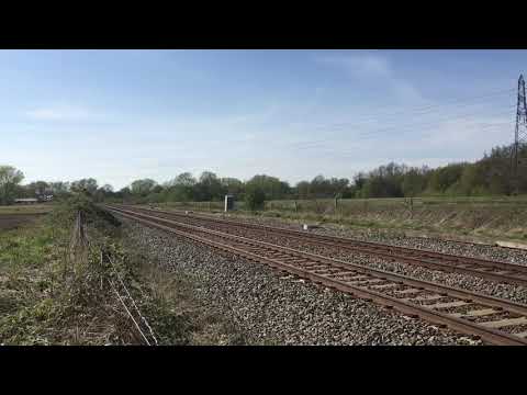 ***MEGA RARE*** 37218 and 37401 Thrash Stenson Jn on 6D95 Bescot Up Engineers to Toton NY 14/04/20