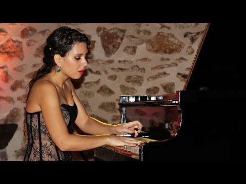 SATIE Gnossienne 1 Piano solo live by concert pianist Stephanie ELBAZ
