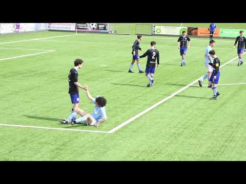 Oliveo 2 - Hermes DVS 2 voetbal in Pijnacker