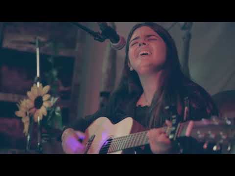 Julieta Fernandez y Julian O'Flaherty - Micro Abierto en Casablanca