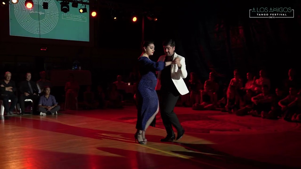 Ariadna Naveira -Fernando Sanchez - Cuatro Palabras (D’arienzo/Maure)