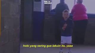 Download lagu STORY WA - SEPAK BOLA Adalah Cinta Pertama Kita #tempatbercakap mp3