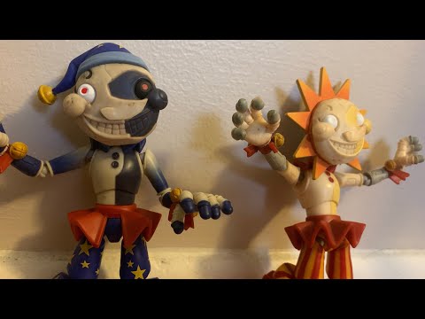 FNAF Security Breach Sun and Moon Action Figures Review! (Best Five Nights At Freddy’s Figures yet?)