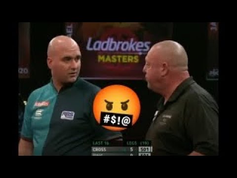 Rob Cross vs Mervyn King INCIDENT | PDC MASTERS 2021 | Darts