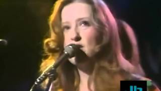 Bonnie Raitt - Sugar Mama (The Old Grey Whistle Test Show- 1976)