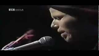 I Never Talk to Strangers ~ Tom Waits - 1979  live