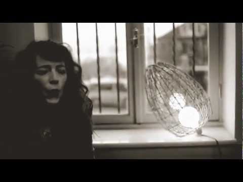 Melissa Auf der Maur - Out of Our Minds / 