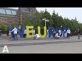 D66 plaatst letters 'WEUROPE' op Museumplein
