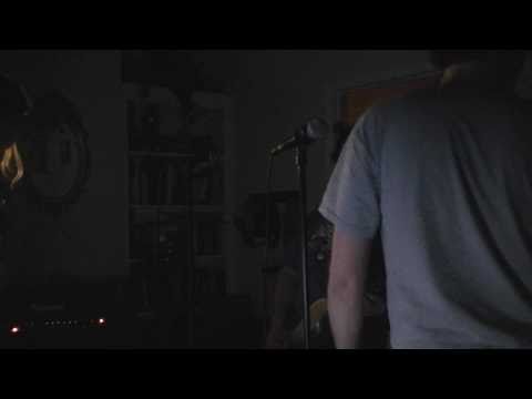 SOMEWHAT DAMAGED - a nin tribute (at rehearsals) performing PIGGY