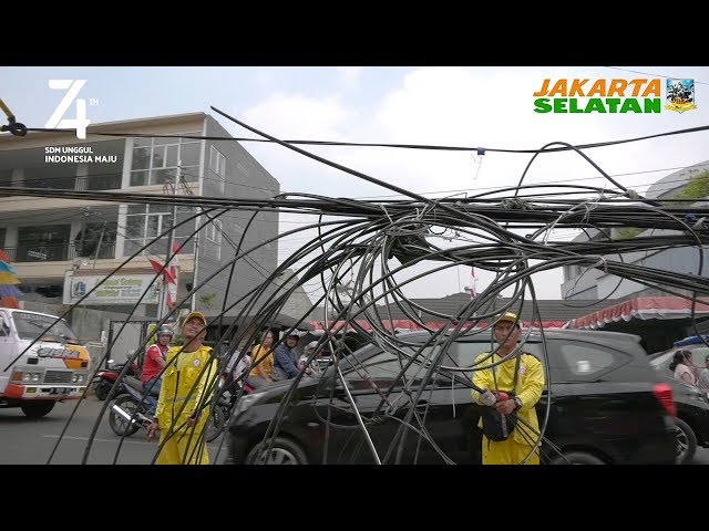 Pemotongan Kabel Utilitas Oleh Pemkot Jaksel
