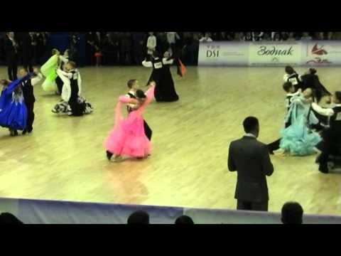 2. Платья Ю-1 - Слава России 2010