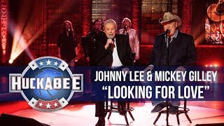 Johnny Lee &amp; Mickey Gilley Perform &quot;Looking For Love&quot; | Huckabee