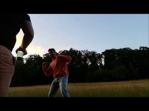 Des kommt gut im Loop Tanz (Gonzi, Memento Mori, Massivebass - Boom Shakalaka)