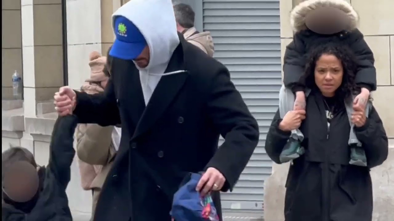 Le célèbre Francais M-Pokora avec sa femme Christina Milan se balade à #paris