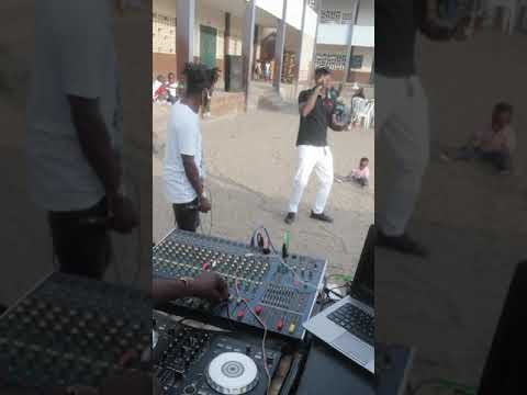 Dj rodzy El Hadj pour le plaisir de babpteme des enfants de koumassi