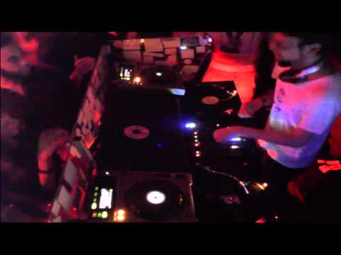 AWindowonamix.tv : Pit Spector @ Dure Vie Chapitre 1, Le Malibu, Paris 03.01.2014