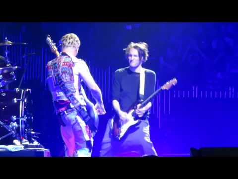 Intro Jam - Can't Stop - Red Hot Chili Peppers Orlando Florida 4/26/2017