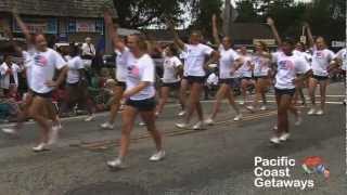 preview picture of video 'Aptos world shortest parade 4th July 2012.wmv'