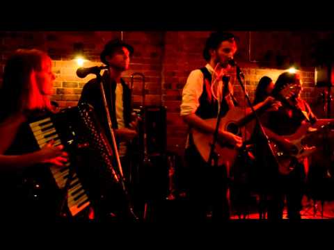 The Bone Merchants - Goin' To The River (Live at the Mill)