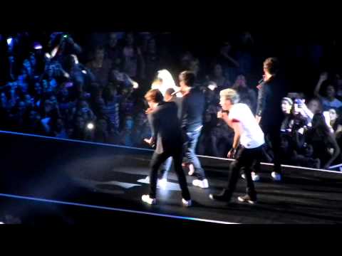 One Direction - MSG - 12/3/12 - Opening/Up All NIght
