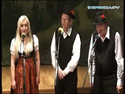 Ansambel Reber z Danielo - Pred hišo stojim