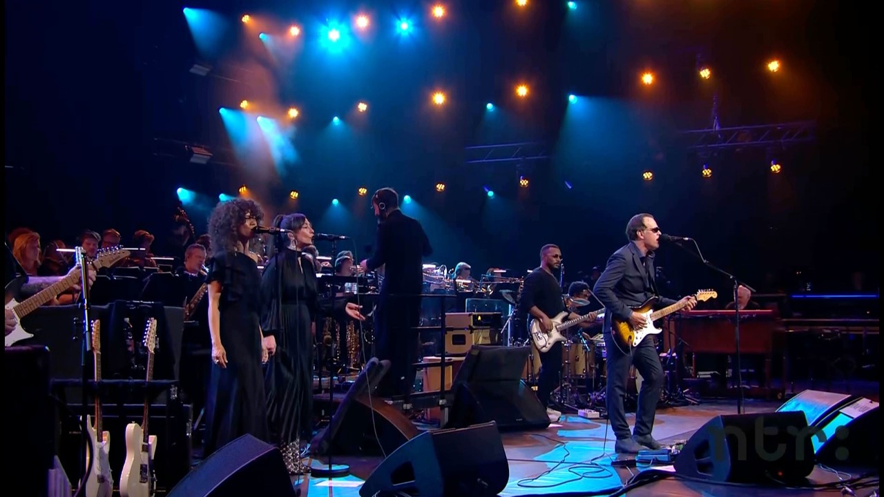 Joe Bonamassa & Metropole Orkest conducted by Jules Buckley - Ball Peen Hammer (North Sea Jazz)