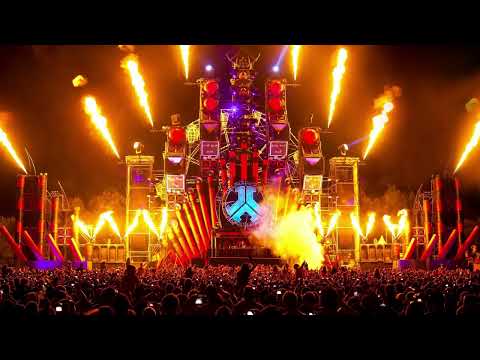 Die immer lacht - [Hardstyle Remix]