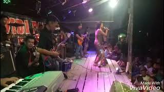 Download lagu mojok malam jumat cover windy.vidi band. mp3