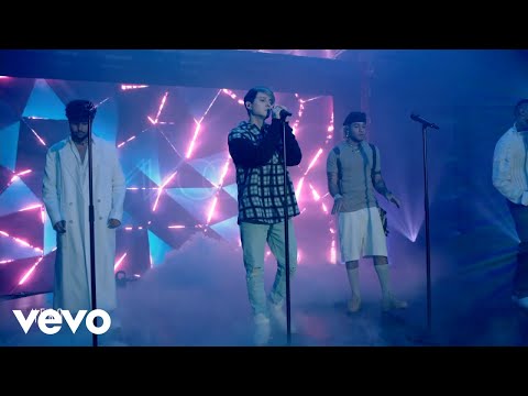 Video thumbnail for Hero/Mis Ojos Lloran Por Ti/Entra a Mi Vida (En Vivo)