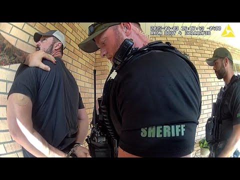 Karate instructor 'confessed love,' had sex with 17-year-old student, deputies say