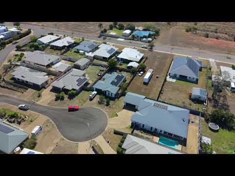 5 OUTLOOK COURT, Ashfield, QLD 4670, 4 phòng ngủ, 2 phòng tắm, House