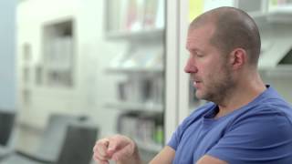 Designers Ive and Newson To Hold (RED) Auction in Support of Global Fund