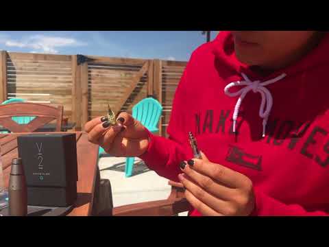 Vapor Slide customer service with Izzy Blaze! 2 in 1 distillate vaporizer!