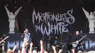 MOTIONLESS IN WHITE-Ghost In The Mirror @ Vans Warped Tour San Diego